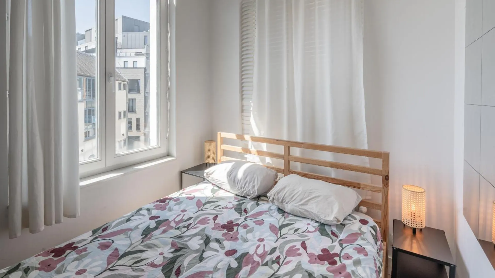 Beautiful Modern Apartment In The Heart Of 안트베르펜