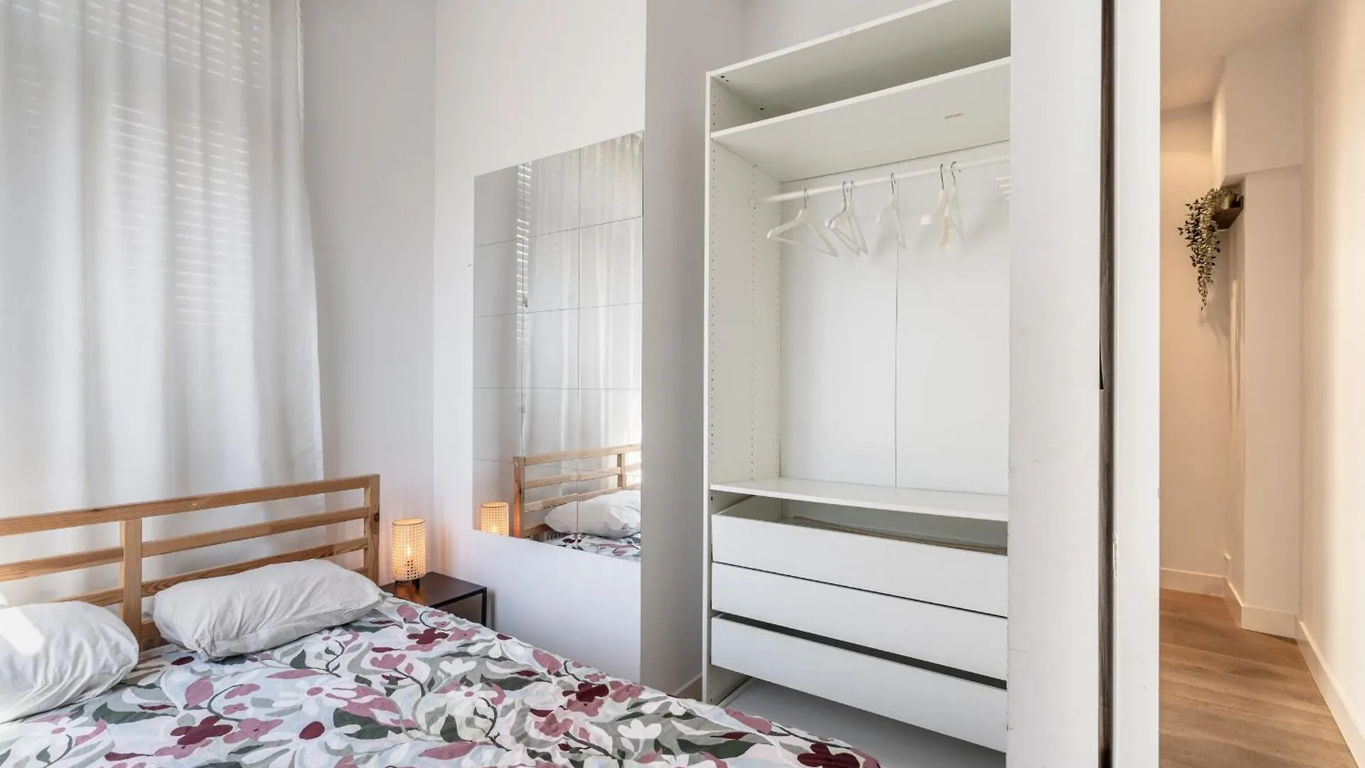 Beautiful Modern Apartment In The Heart Of Antuérpia Bélgica